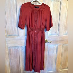 💃🏻 (EUC) ZARA BEAUTIFUL MAROON MIDI DRESS 🔥